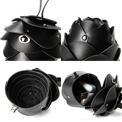 Women's Retro Pinecone-Shaped Personalized Purse Belt Bag